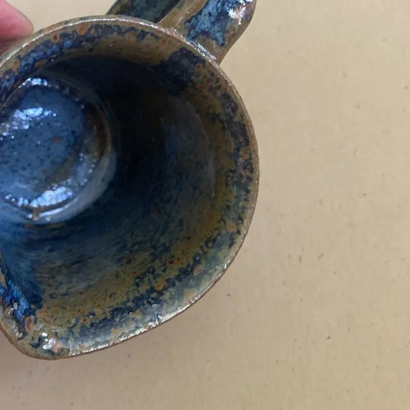 Ceramic creamer blue glaze no chips or nicks - Picture 8 of 8